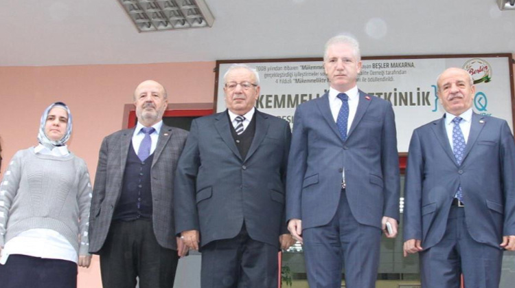 VALİ GÜL'DEN BEŞLER HOLDİNG'E ZİYARET